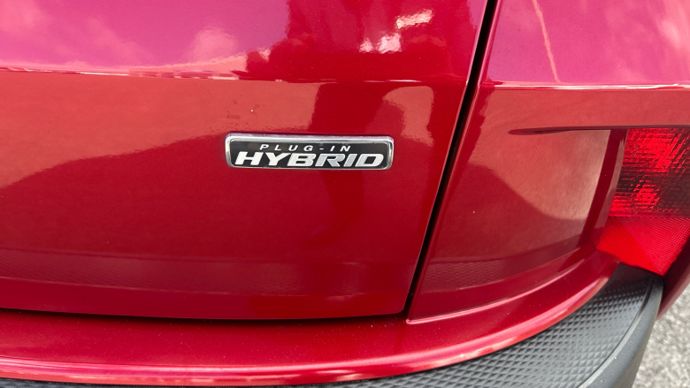 Ford Kuga 2.5 PHEV Titanium First Edition 5dr CVT Estate